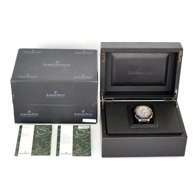 Audemars Piguet Royal Oak Offshore 26378IO.OO.A001KE.01 Image 5